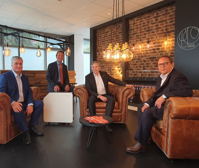LEDVANCE und UV-Spezialist Dr. Hönle AG kooperieren bei UVC-Luftreinigung und SARS-CoV-2-Raumdesinfektion